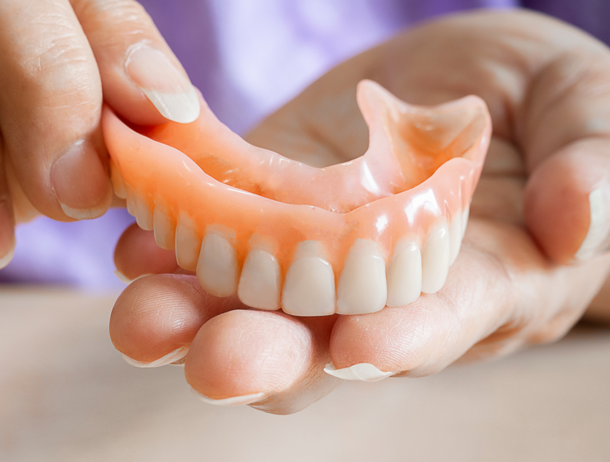 removable dentures